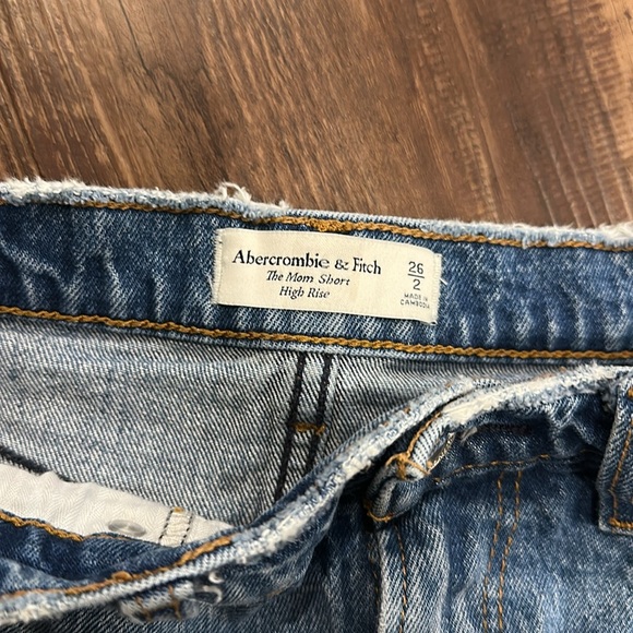 Abercrombie and Fitch The Mom Short‎ High Rise Denim Women's Shorts - Picture 3 of 4